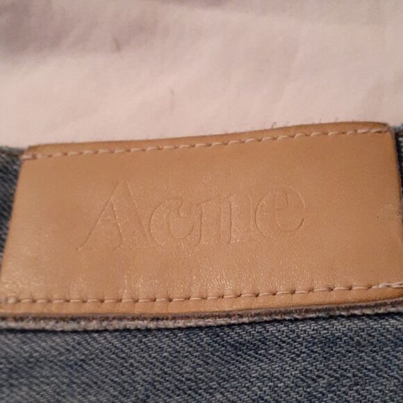 Acne Her Cut Denim Jean Shorts 31" Size Medium - Picture 4 of 7